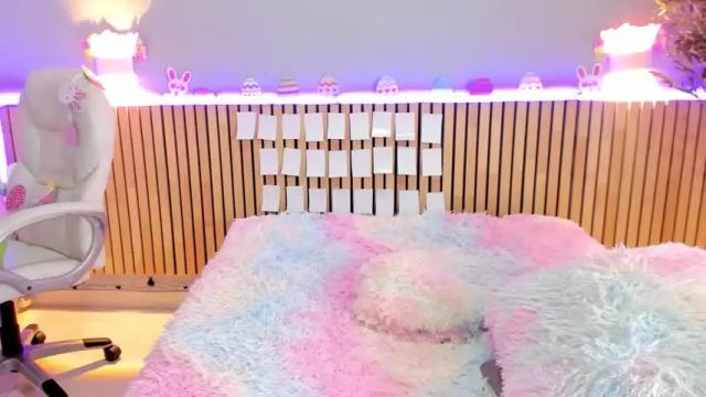 Image 12 of little_effy18 Stream on Chaturbate on 15 months ago
