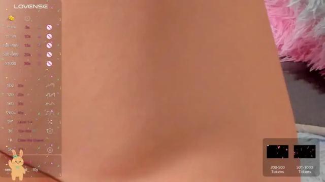 Image 8 of little_effy18 Stream on Chaturbate on 14 months ago