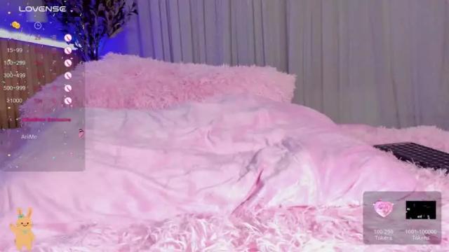 Image 11 of little_effy18 Stream on Chaturbate on 12 months ago