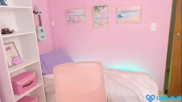 Image 4 of little_effy18_ Stream on Chaturbate on 2 months ago