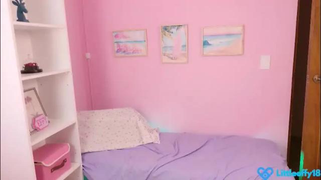 Image 10 of little_effy18_ Stream on Chaturbate on 2 months ago