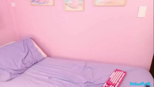 Image 3 of little_effy18_ Stream on Chaturbate on 2 months ago