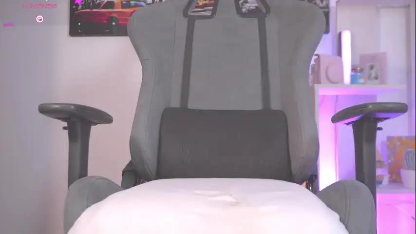 little_eli Chaturbate
