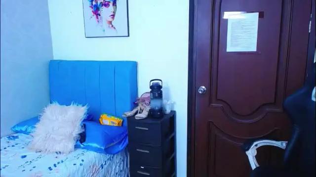 Image 8 of little_flower4you Stream on Chaturbate on 1 month ago