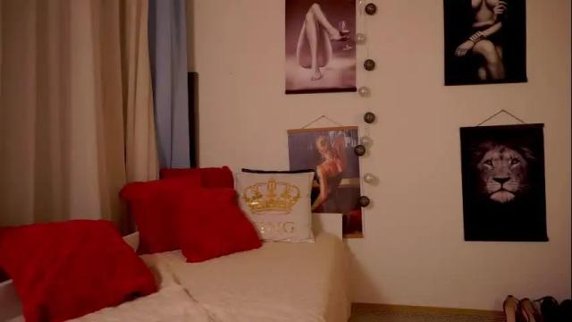 Image 10 of little_heart_andreea Stream on Chaturbate on 2 months ago