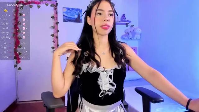 Image 3 of little_jadde Stream on Chaturbate on 25 months ago