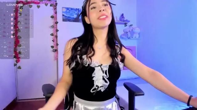 Image 8 of little_jadde Stream on Chaturbate on 25 months ago