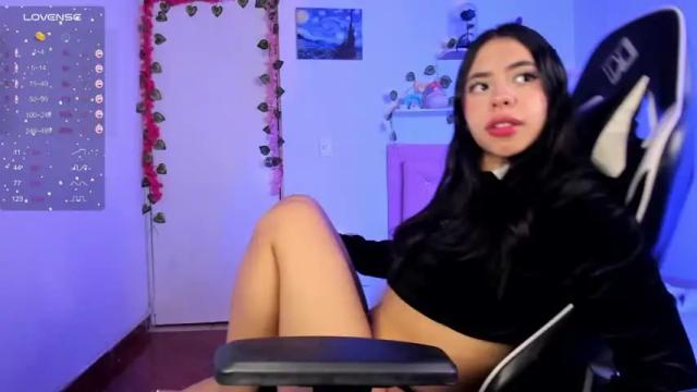 Image 6 of little_jadde Stream on Chaturbate on 25 months ago