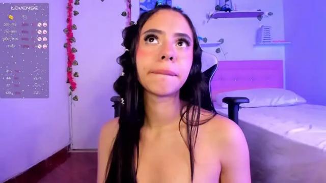 Image 8 of little_jadde Stream on Chaturbate on 24 months ago