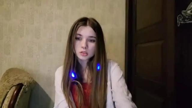 Image 2 of little_kitty777 Stream on Chaturbate on 17 months ago