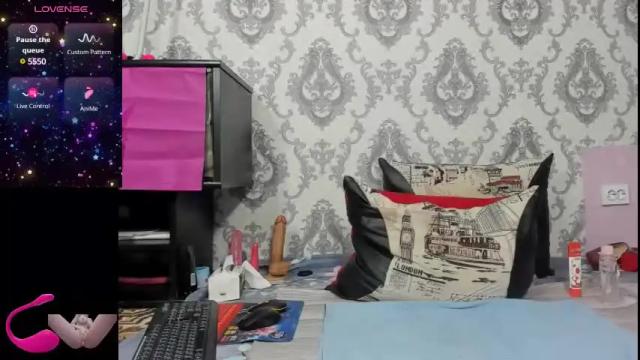Image 2 of little_letti Stream on Chaturbate on 1 month ago