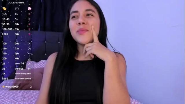 Image 10 of little_liaa Stream on Chaturbate on 1 month ago