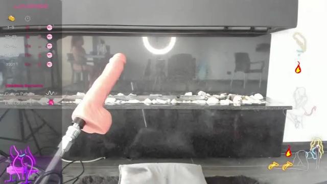 Image 7 of little_lilly1 Stream on Chaturbate on 17 months ago