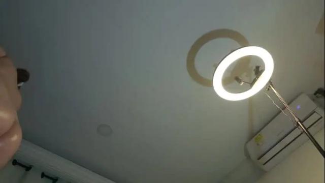 Image 7 of little_maeve Stream on Chaturbate on 1 month ago