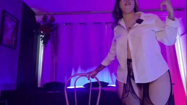 Image 3 of little_maeve Stream on Chaturbate on 1 month ago