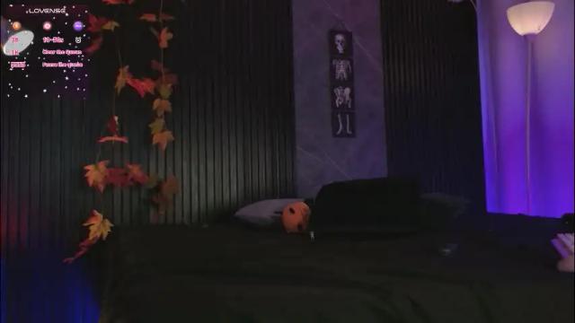 Image 12 of little_maeve Stream on Chaturbate on 1 month ago