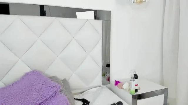 Thumbnail 2, little_melanie's Stream at Chaturbate, 15 months ago