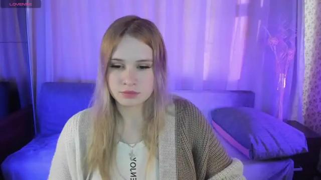 Image 2 of little_meoww Stream on Chaturbate on 15 months ago
