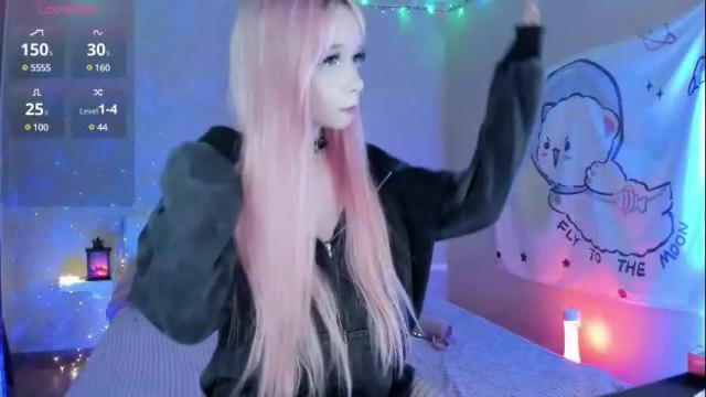 Image 2 of little_misaki Stream on Chaturbate on 3 months ago