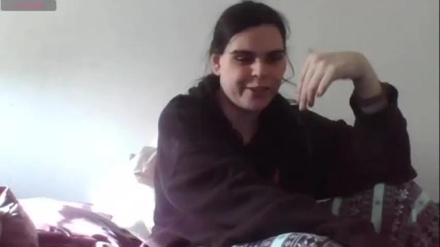 Image 4 of little_miss_stoner Stream on Chaturbate on 17 months ago