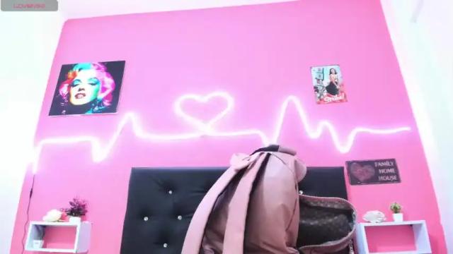 Image 12 of little_nauughty Stream on Chaturbate on 15 months ago
