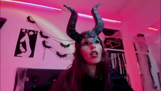 Image 2 of little_nauughty2 Stream on Chaturbate on 3 days ago