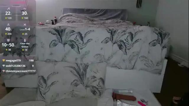 Image 10 of little_redxx Stream on Chaturbate on 1 month ago