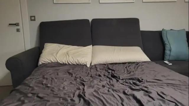 Image 2 of little_sakuraxxx Stream on Chaturbate on 2 months ago