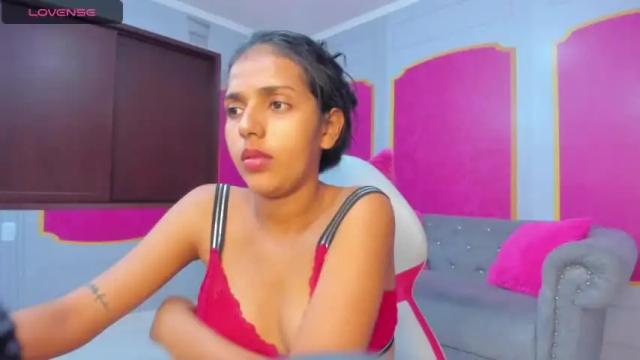 Thumbnail 2, little_sweet18_'s Stream at Chaturbate, 18 months ago