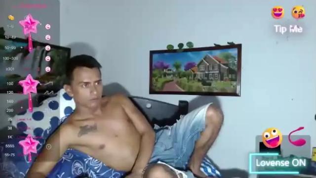 Image 4 of little_tasty Stream on Chaturbate on 20 months ago