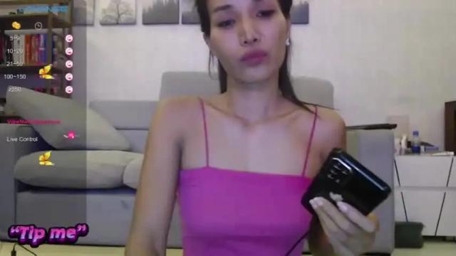 Image 2 of little_thai Stream on Chaturbate on 17 months ago