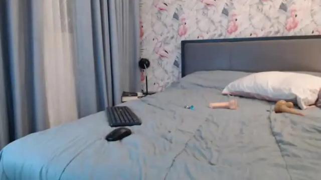Image 2 of little_thai Stream on Chaturbate on 17 months ago