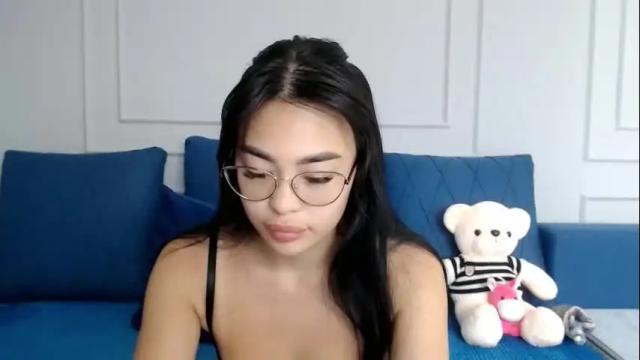 Image 4 of little_v1rgin_angel Stream on Chaturbate on 1 month ago