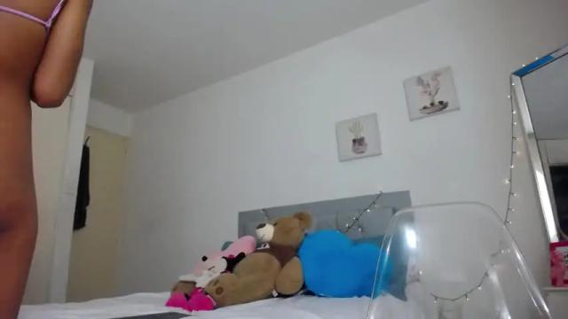 Image 2 of little_valeriya Stream on Chaturbate on 12 months ago