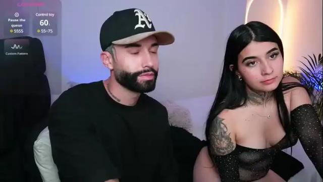 Image 6 of little_vannesaa Stream on Chaturbate on 6 months ago