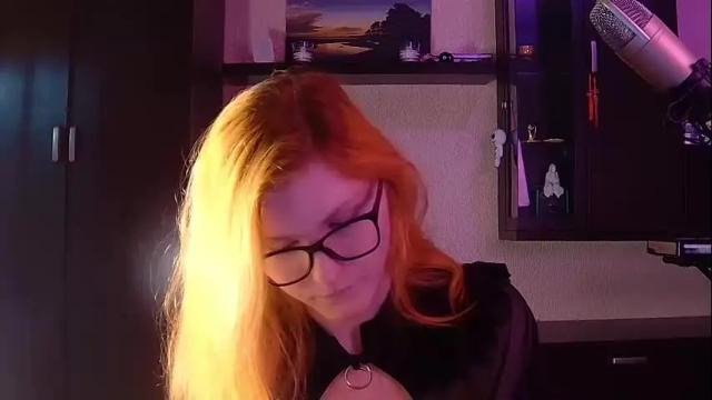 Image 2 of little_witch_sofia Stream on Chaturbate on 13 days ago