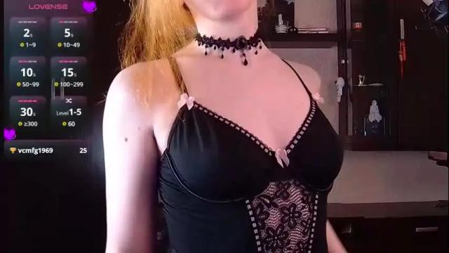 Image 2 of little_witch_sofia Stream on Chaturbate on 1 month ago