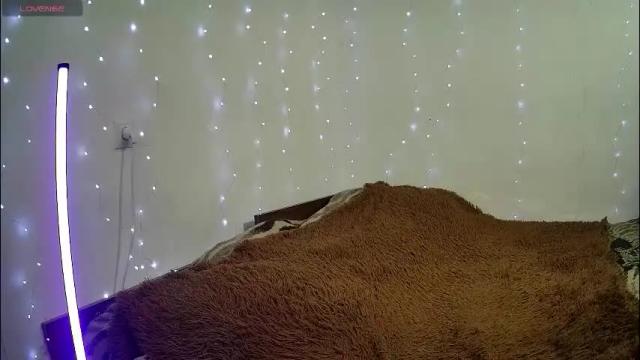 Image 7 of littleahwitch Stream on Chaturbate on 2 months ago