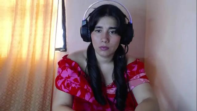 Image 12 of littlealisson_4c Stream on Chaturbate on 9 months ago