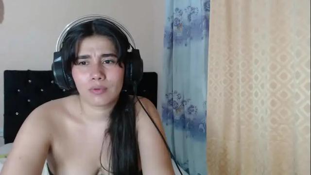 Image 10 of littlealisson_4c Stream on Chaturbate on 8 months ago