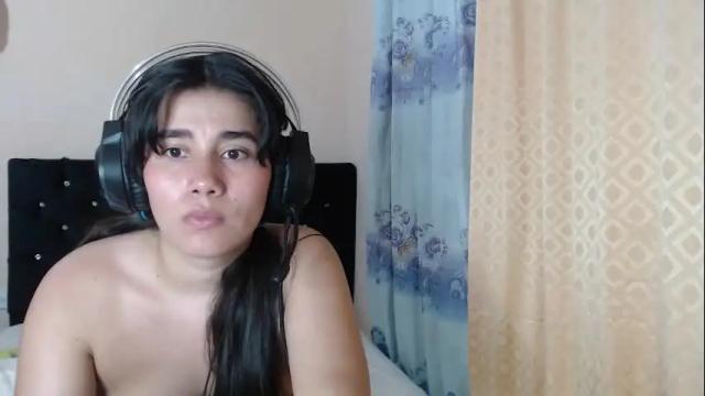Image 11 of littlealisson_4c Stream on Chaturbate on 8 months ago