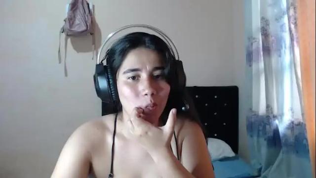 Image 4 of littlealisson_4c Stream on Chaturbate on 7 months ago