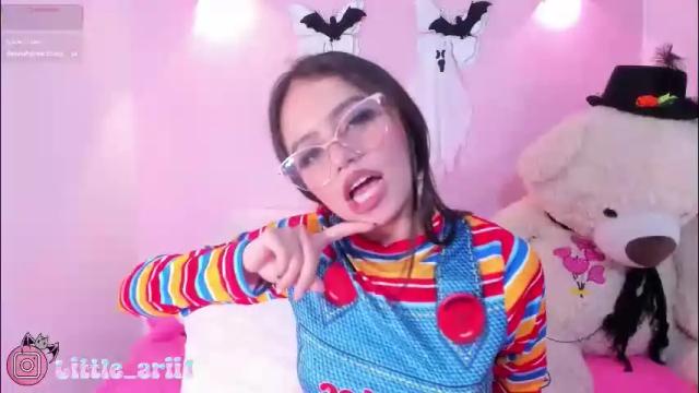 Image 12 of littlearii Stream on Chaturbate on 2 days ago