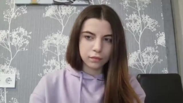 Image 2 of littlebarbie044 Stream on Chaturbate on 5 months ago