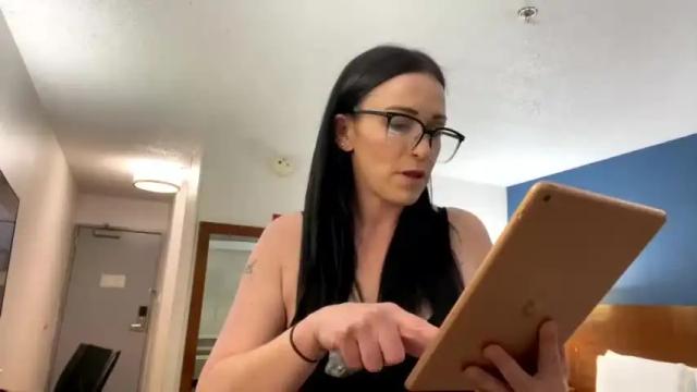 Image 4 of littlebeaupeeep Stream on Chaturbate on 18 months ago
