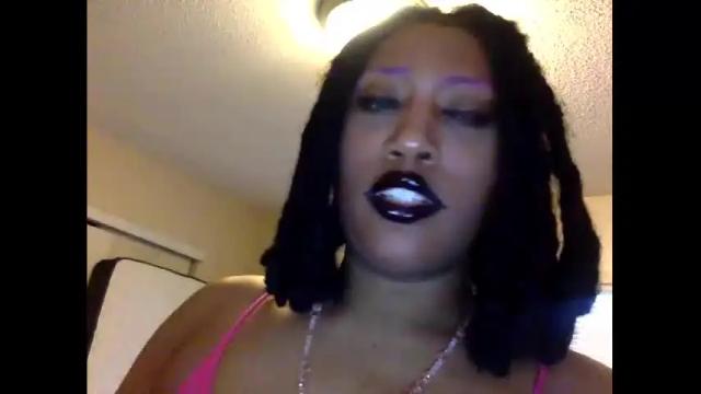 Image 3 of littlebratdeserves Stream on Chaturbate on 17 months ago