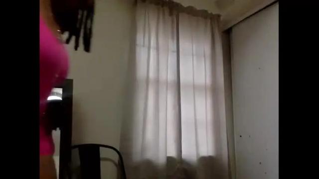 Image 6 of littlebratdeserves Stream on Chaturbate on 17 months ago