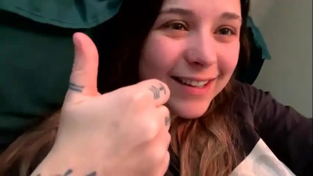 Image 2 of littledee1234 Stream on Chaturbate on 16 months ago