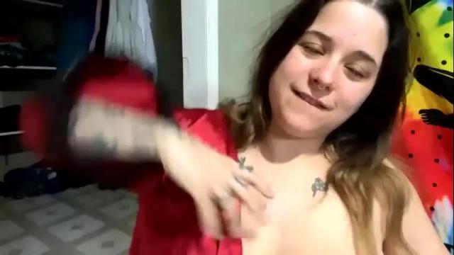Image 8 of littledee1234 Stream on Chaturbate on 15 months ago