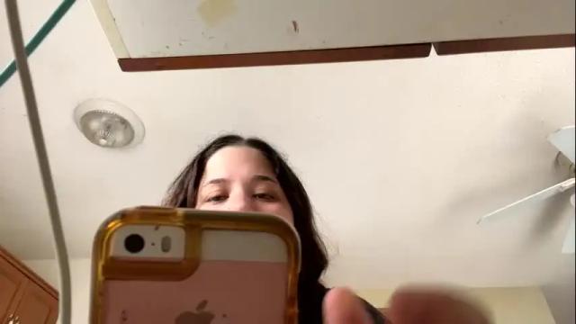 Image 2 of littledee1234 Stream on Chaturbate on 14 months ago